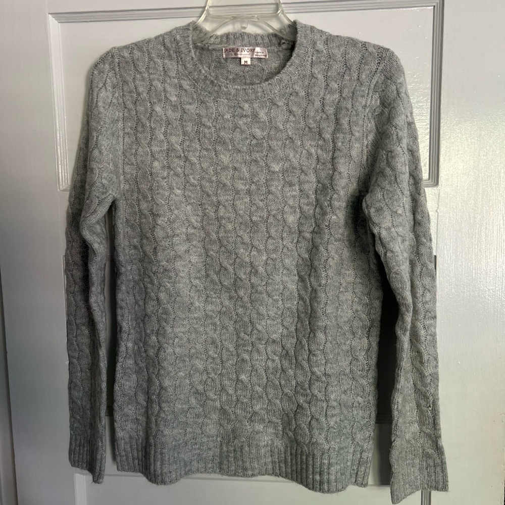 Jade & Ivory cable knit sweater, gray, M